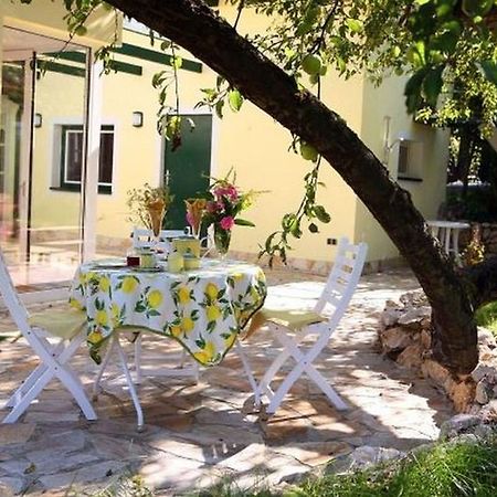 Romantic Cottage Pitten Ngoại thất bức ảnh